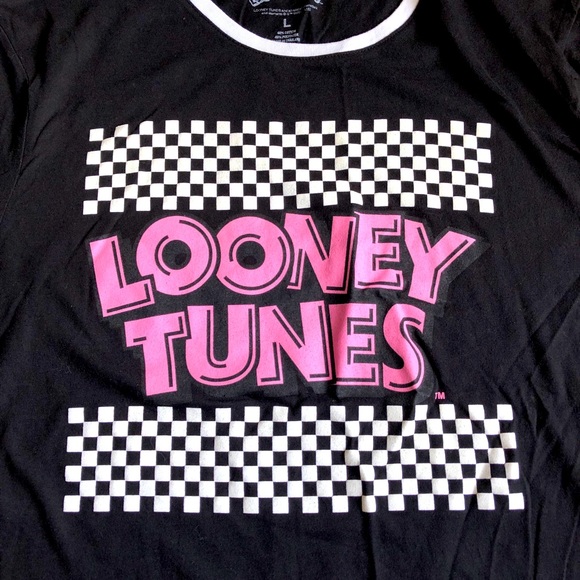 NEW LOONEY TUNES Tee Short Sleeve Black Large Women’s NWOT - Picture 2 of 14